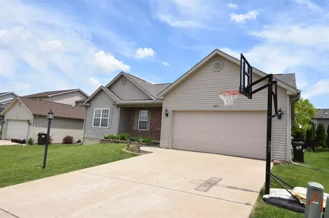 11404 N Casey Ct, Dunlap, IL 61525 photo 2
