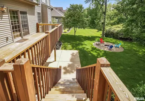 721 S Copperpoint Dr, Dunlap, IL 61525 photo 9
