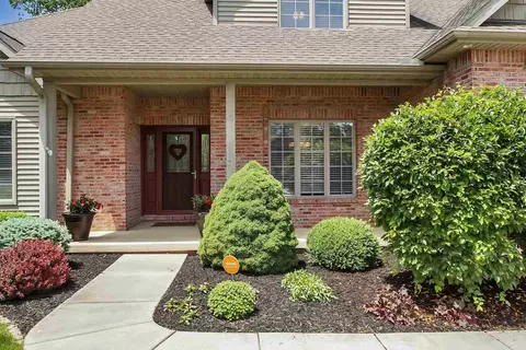 721 S Copperpoint Dr, Dunlap, IL 61525 photo 3