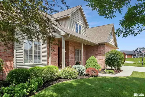 721 S Copperpoint Dr, Dunlap, IL 61525 photo 5