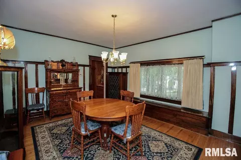 415 E Leo St, Eureka, IL 61530 photo 32