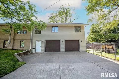 415 E Leo St, Eureka, IL 61530 photo 18
