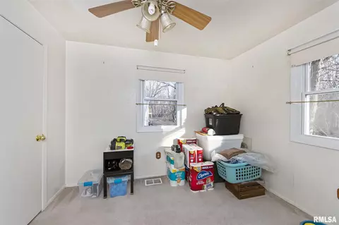 1603 E Beach St, Peoria, IL 61615 photo 19