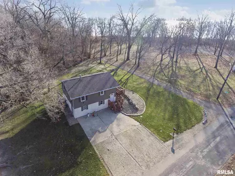 1603 E Beach St, Peoria, IL 61615 photo 1