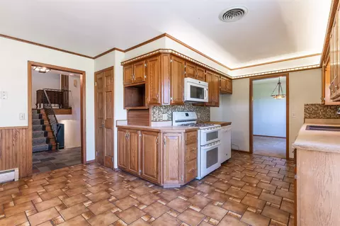9023 W Monks Ln, Mapleton, IL 61547 photo 4
