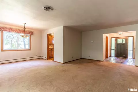 9023 W Monks Ln, Mapleton, IL 61547 photo 7