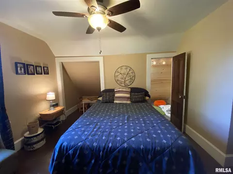 746 E Walnut St, Canton, IL 61520 photo 35