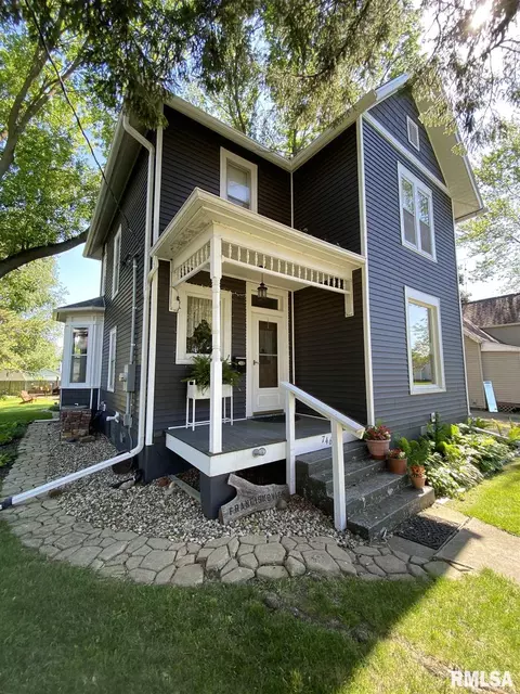 746 E Walnut St, Canton, IL 61520 photo 47