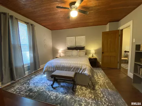 746 E Walnut St, Canton, IL 61520 photo 33