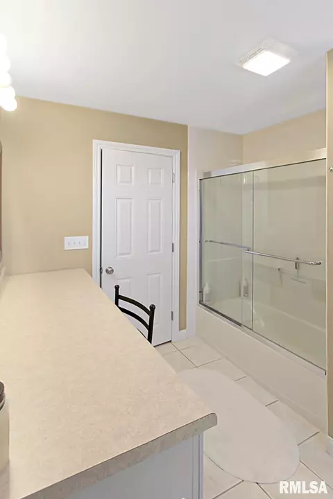 558 Elm St, Canton, IL 61520 photo 19