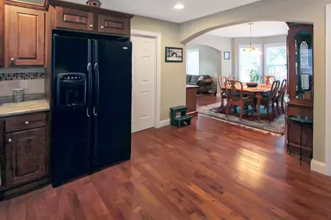 558 Elm St, Canton, IL 61520 photo 9