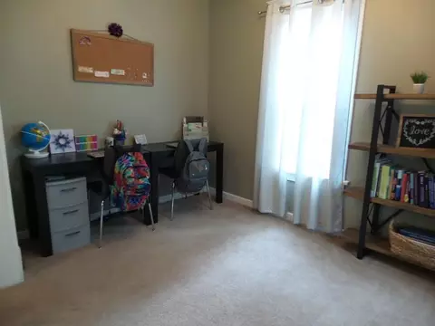 908 Main St, Henry, IL 61537 photo 10