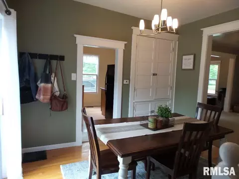 908 Main St, Henry, IL 61537 photo 13