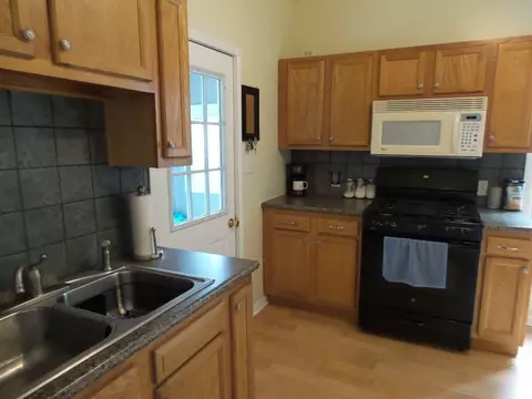 908 Main St, Henry, IL 61537 photo 16