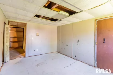 1004 S Adams Rd, Eureka, IL 61530 photo 11