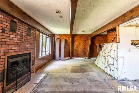 1004 S Adams Rd, Eureka, IL 61530 photo 13