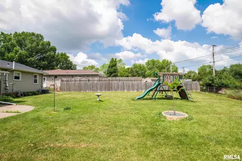 1025 E Monroe St, Morton, IL 61550 photo 32