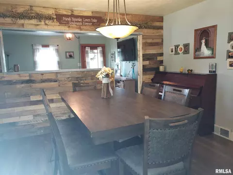 413 N 9th St, Cuba, IL 61427 photo 12