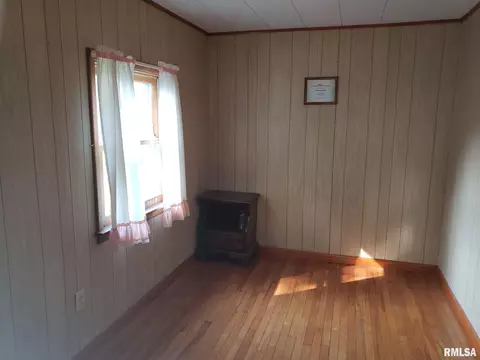 413 N 9th St, Cuba, IL 61427 photo 35