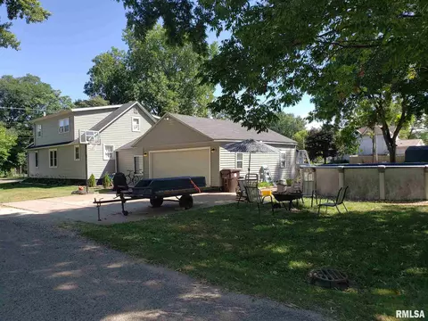 413 N 9th St, Cuba, IL 61427 photo 2