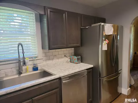 413 N 9th St, Cuba, IL 61427 photo 7