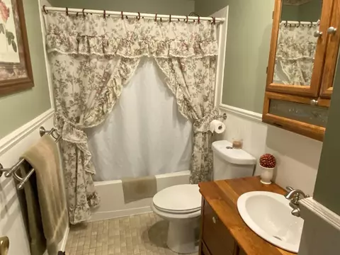 160 Stonegate Dr, Canton, IL 61520 photo 20