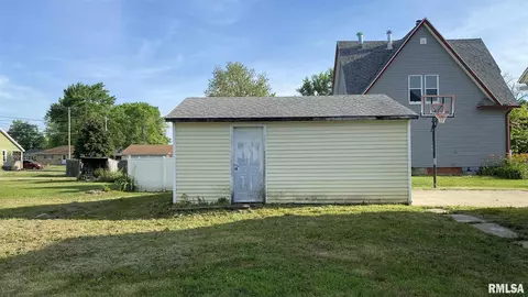 602 N Main St, Abingdon, IL 61410 photo 30