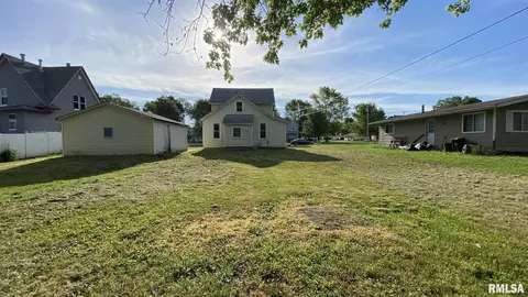 602 N Main St, Abingdon, IL 61410 photo 28