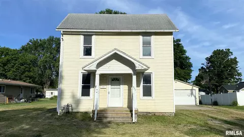 602 N Main St, Abingdon, IL 61410 photo 1