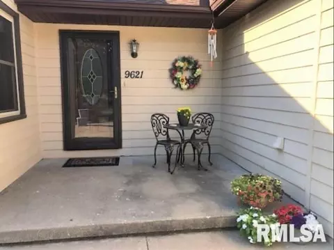 9621 W Buckingham Ct, Mapleton, IL 61547 photo 2