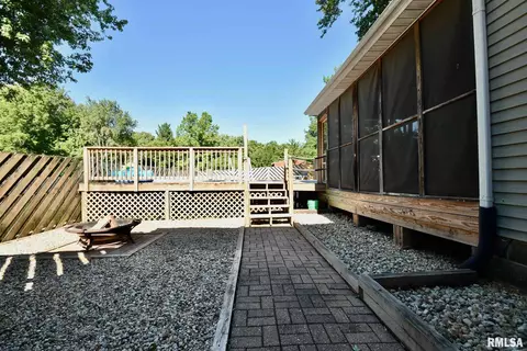 402 Hamilton St, Washington, IL 61571 photo 40