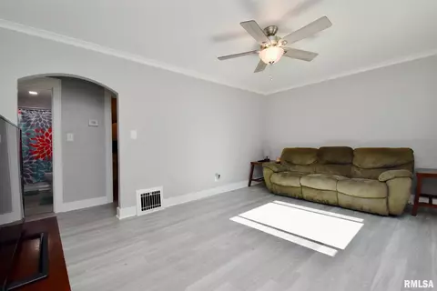 402 Hamilton St, Washington, IL 61571 photo 25