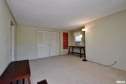 402 Hamilton St, Washington, IL 61571 photo 35