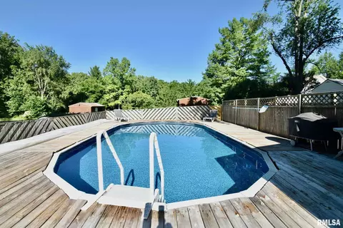 402 Hamilton St, Washington, IL 61571 photo 39