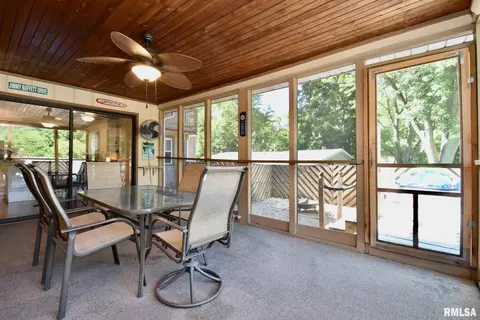 402 Hamilton St, Washington, IL 61571 photo 24