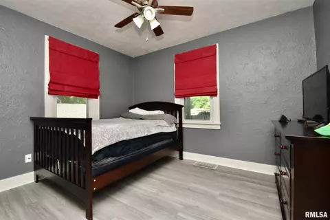 402 Hamilton St, Washington, IL 61571 photo 18