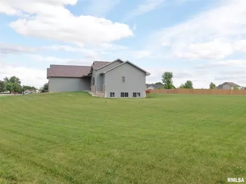 445 Macey Lake Rd, Metamora, IL 61548 photo 10