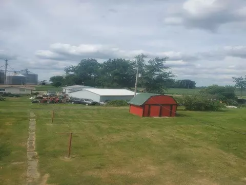 1190 Clark St, Lowpoint, IL 61545 photo 5