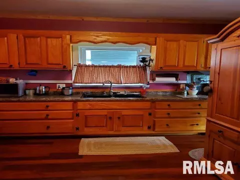 1190 Clark St, Lowpoint, IL 61545 photo 11