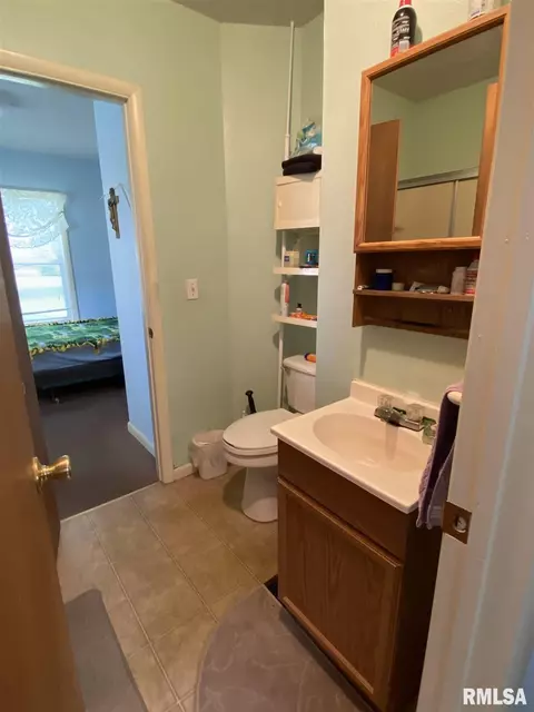 1024 E Oak St, Macomb, IL 61455 photo 27