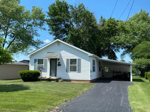 1024 E Oak St, Macomb, IL 61455 photo 2