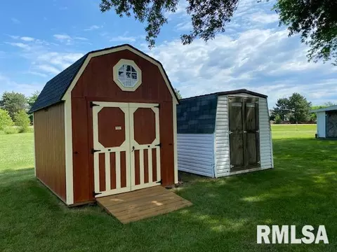 1024 E Oak St, Macomb, IL 61455 photo 11