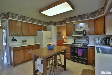 12516 N Cedar Bluff Dr, Dunlap, IL 61525 photo 23