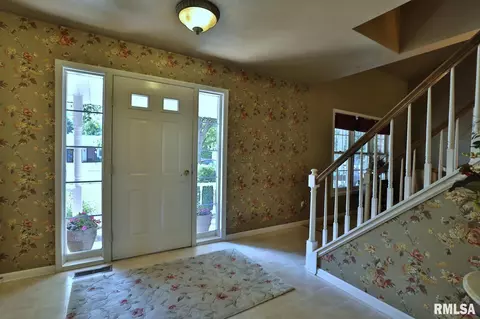 12516 N Cedar Bluff Dr, Dunlap, IL 61525 photo 11