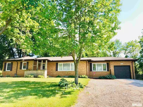 210 Sunset Ln, Germantown Hills, IL 61548 photo 1