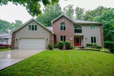 700 Bayside Dr, Germantown Hills, IL 61548 photo 1