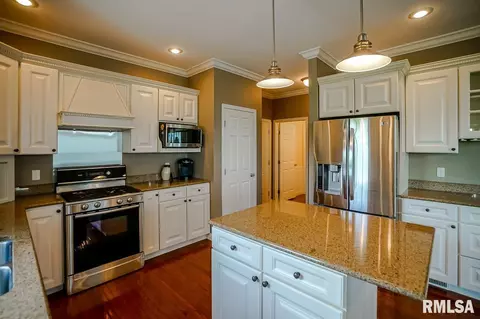 8023 W Thorngate Dr, Mapleton, IL 61547 photo 12