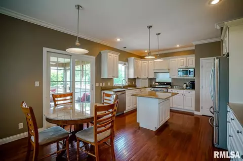 8023 W Thorngate Dr, Mapleton, IL 61547 photo 9