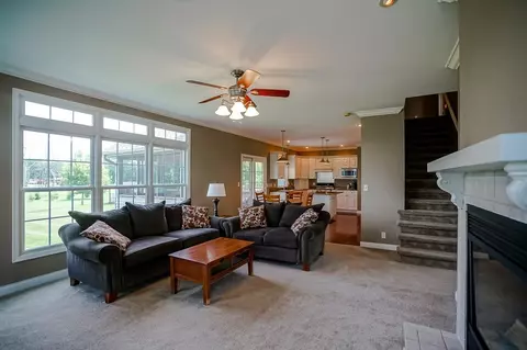8023 W Thorngate Dr, Mapleton, IL 61547 photo 8