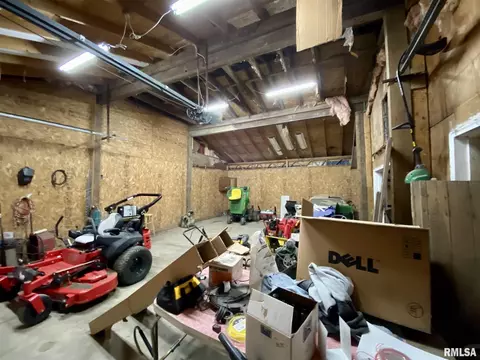 232 N Verzel Dr, Macomb, IL 61455 photo 34